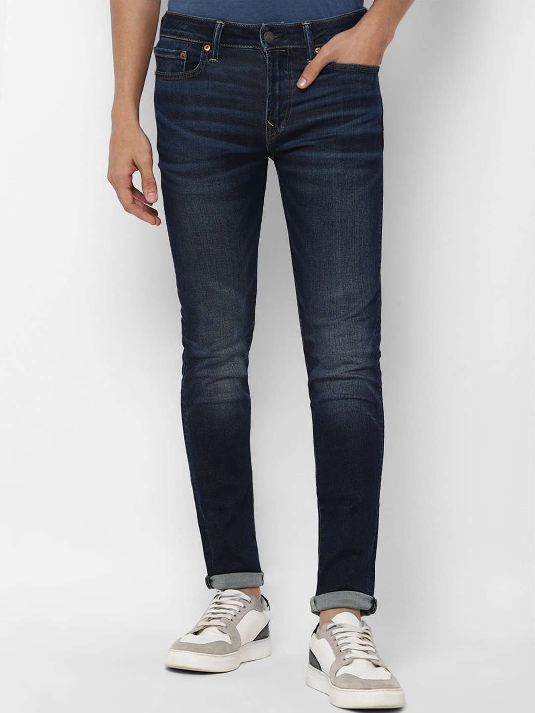 

AMERICAN EAGLE OUTFITTERS Men Blue Slim Fit Light Fade Jeans