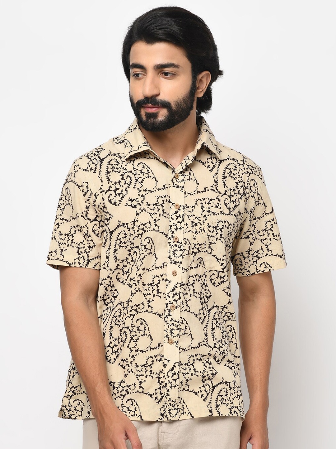 

Fabindia Men Black Floral Opaque Printed Casual Shirt