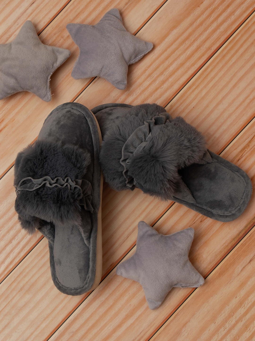 

Brauch Women Grey Room Slippers