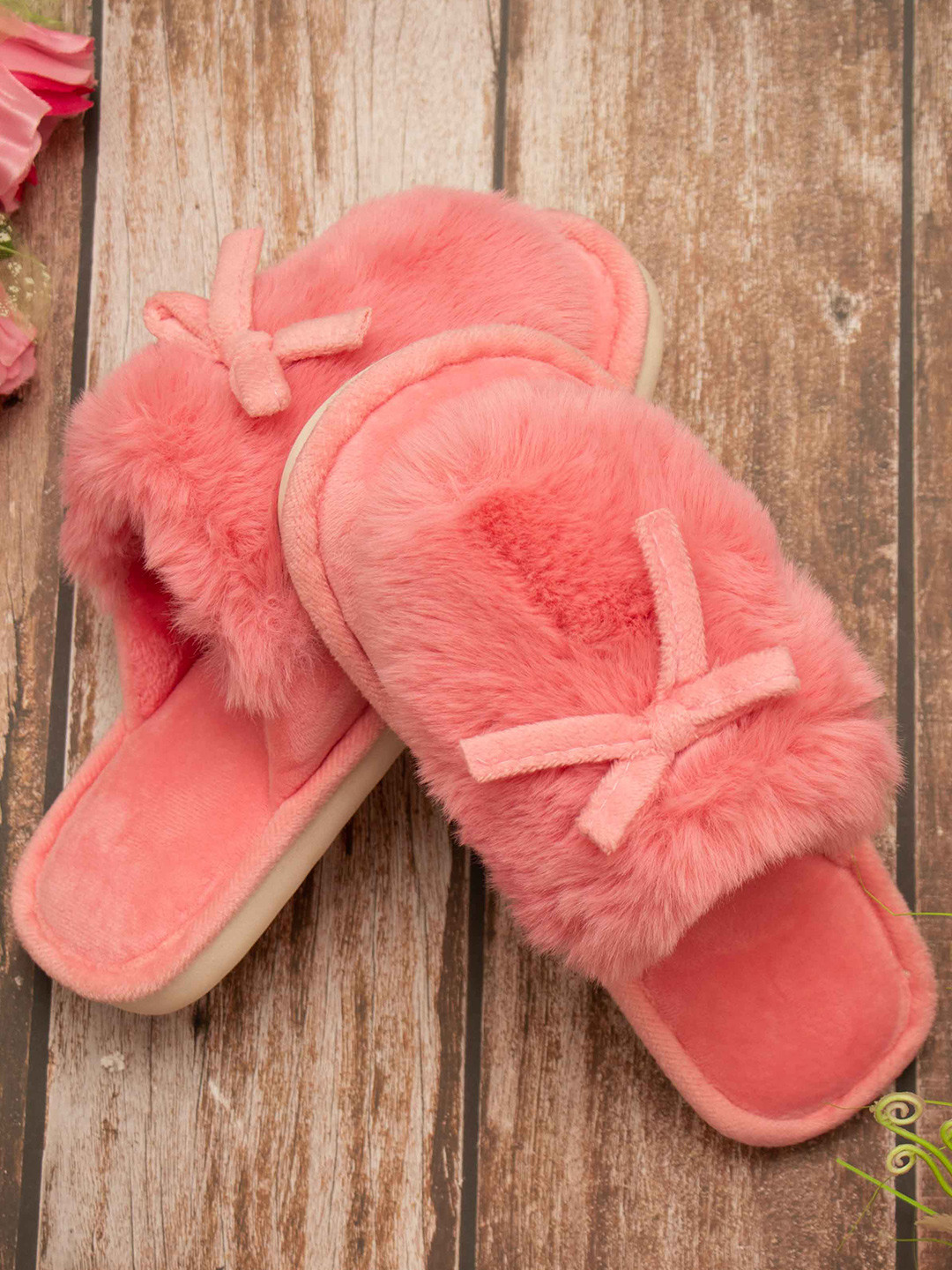 

Brauch Women Pink Fur Room Slippers