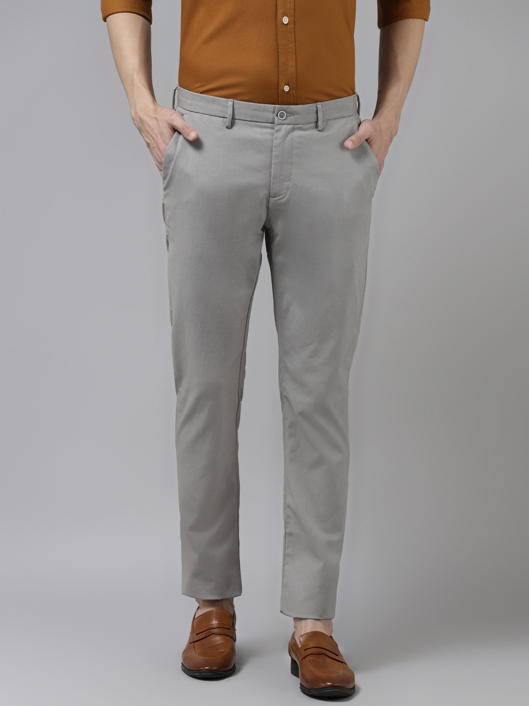 

Blackberrys Men Grey B-95 Tapered Fit Trousers