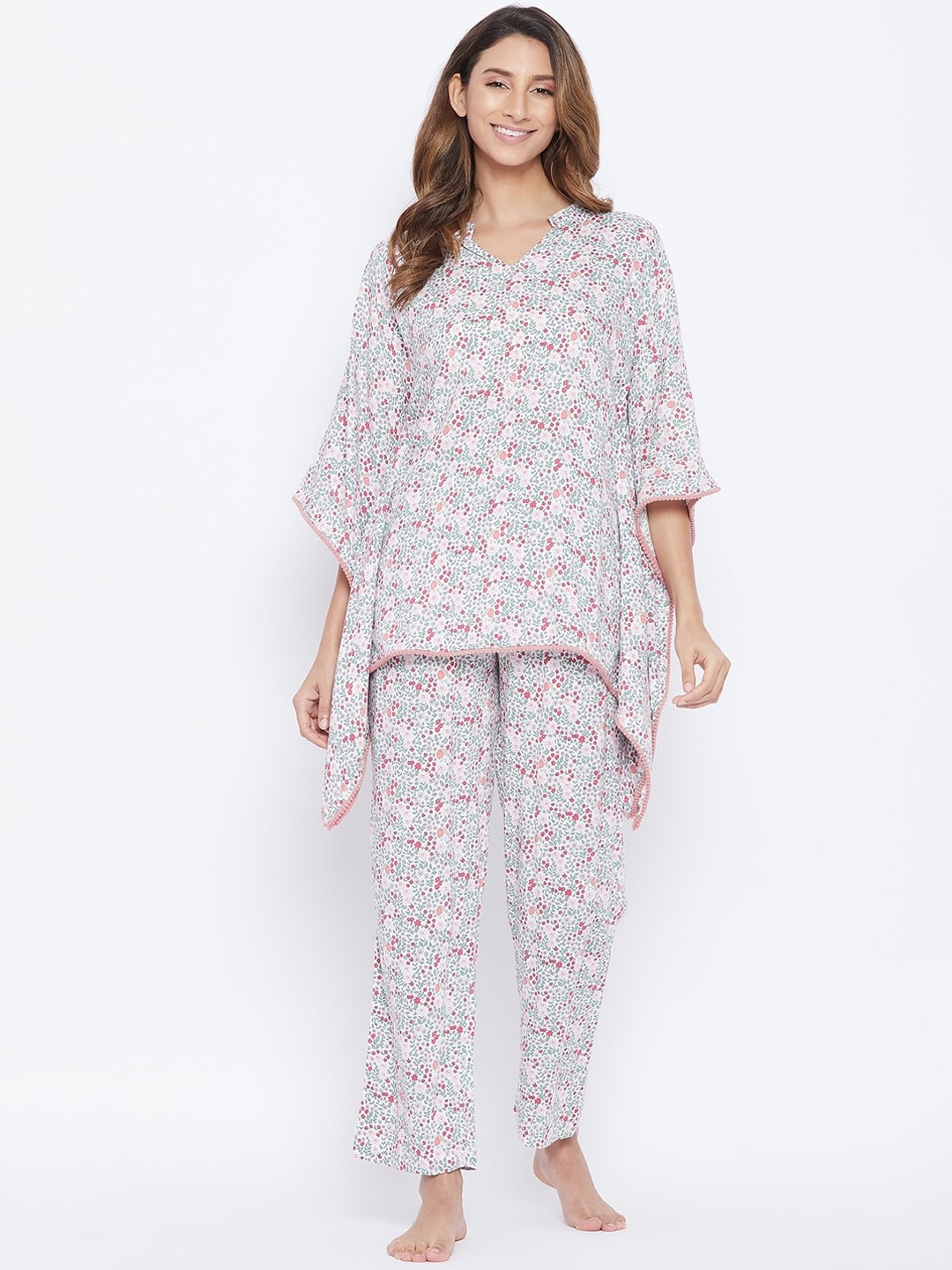 

The Kaftan Company White Floral Printed Night Suit