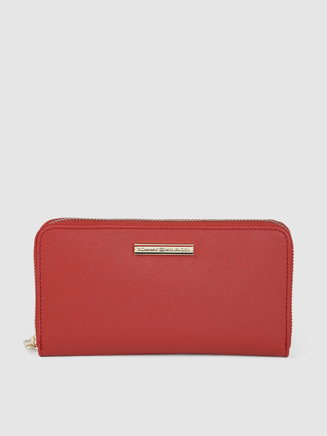 

Tommy Hilfiger Women Red Leather Zip Around Wallet