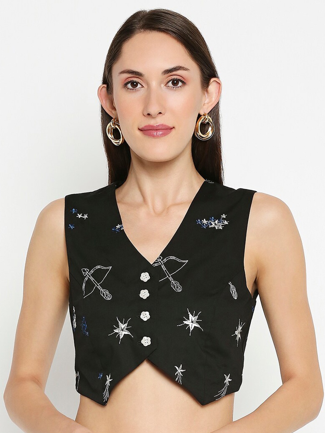 

aaliya Black Embroidered Regular Crop Top