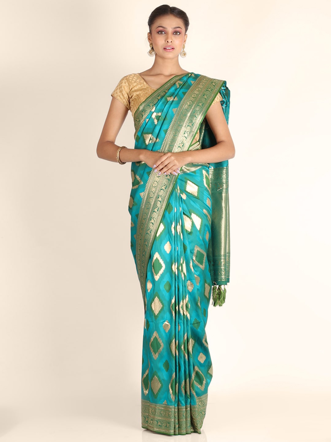 

KAJREE Green & Gold-Toned Zari Chanderi Pure Silk Saree