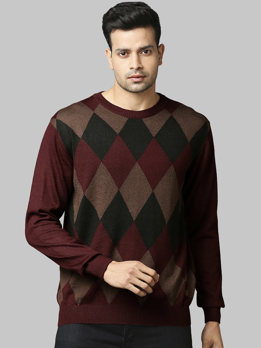 

Raymond Men Maroon & Black Checked Pullover