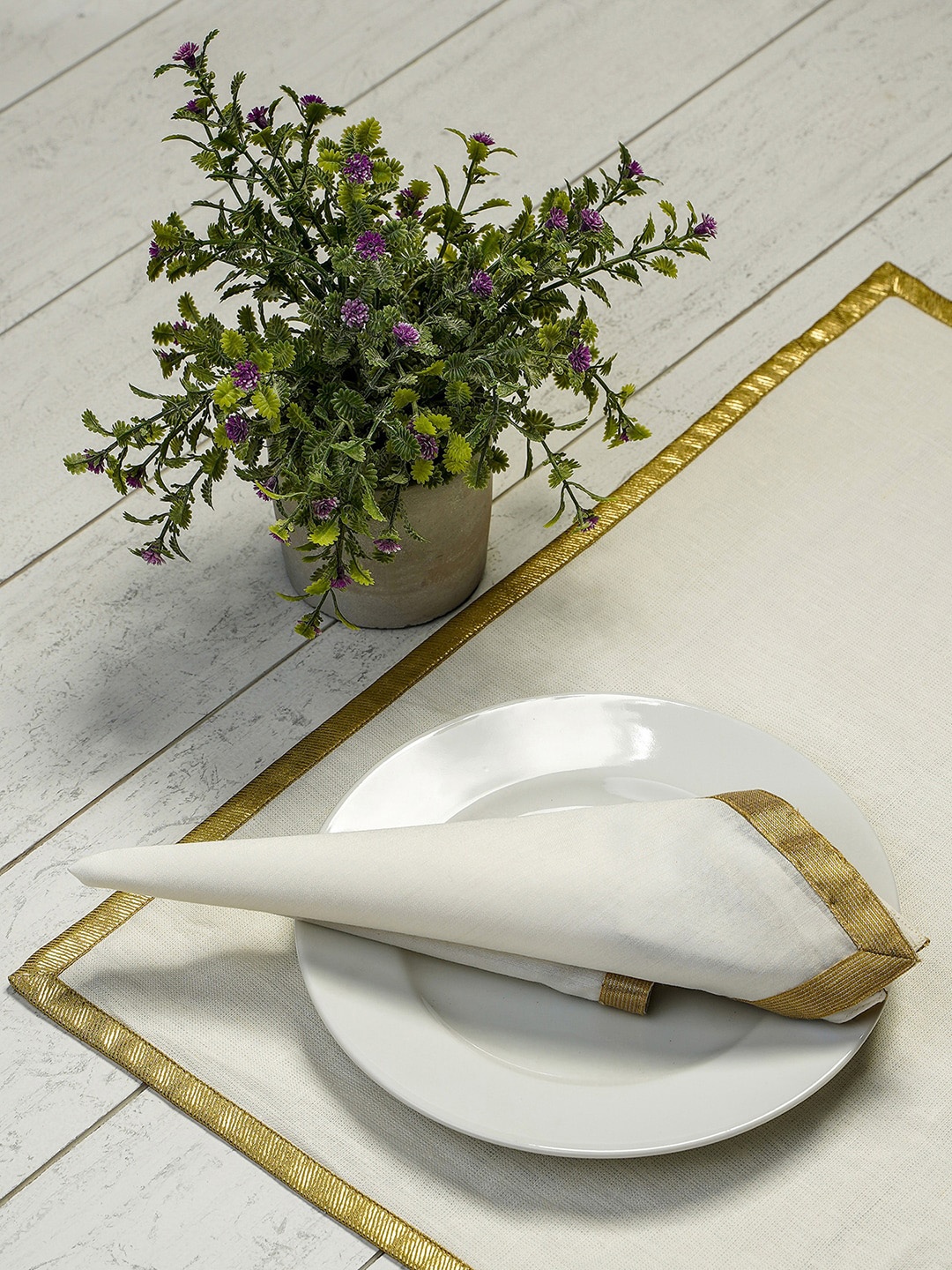 

Pure Home and Living Set Of 6 Cream-Coloured & Golden Chanderi Silk Table Napkins