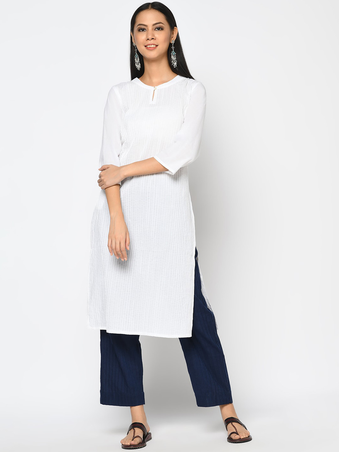 

Fabindia Women White Striped Keyhole Neck Flared Sleeves Thread Work Kurta