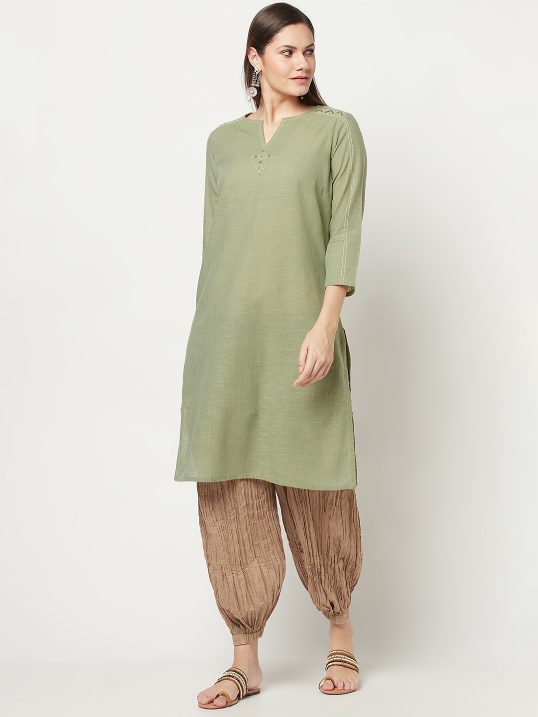 

Fabindia Women Green Thread Work Kurta