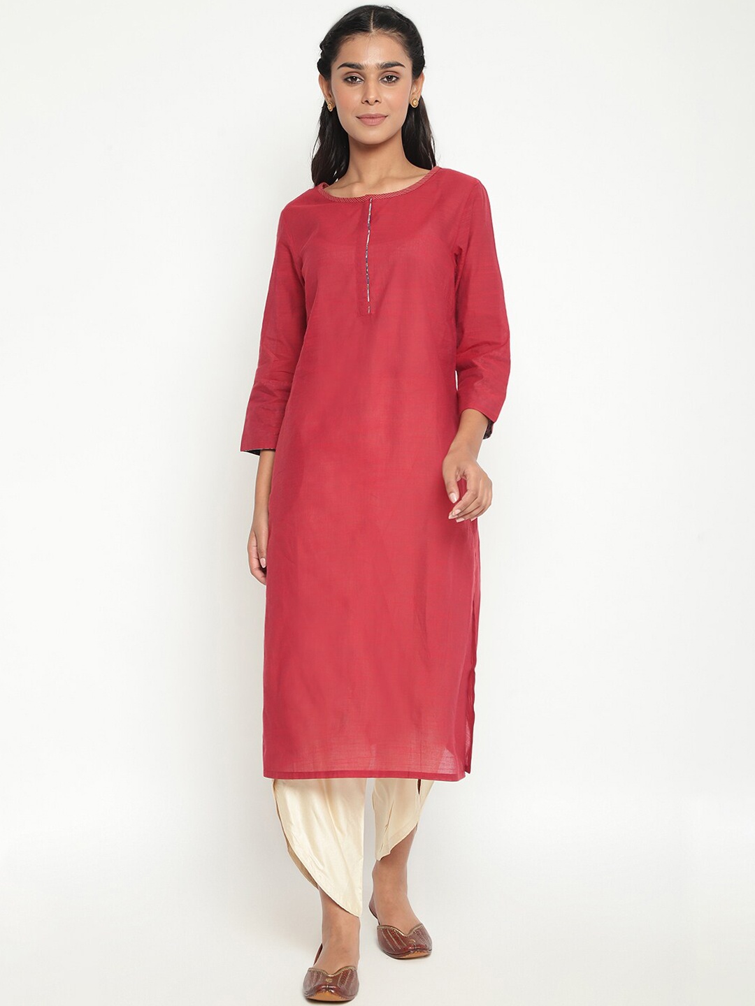 

Fabindia Women Maroon Keyhole Neck Flared Sleeves Kurta