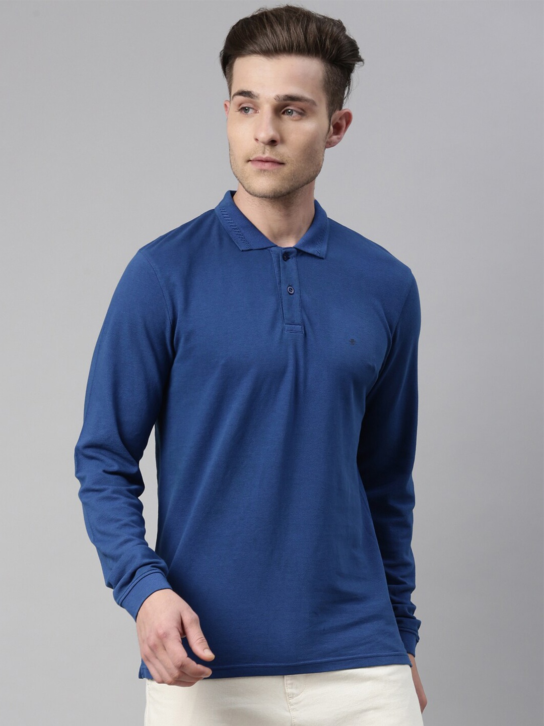 

Breakbounce Men Blue Solid Polo Collar T-shirt