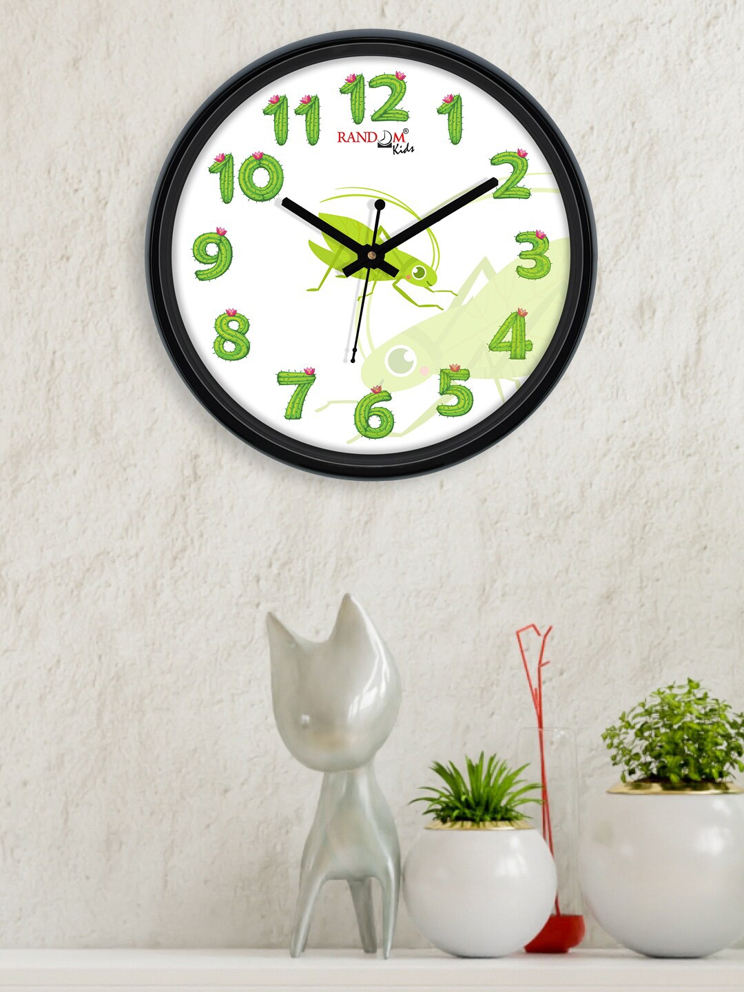 

RANDOM White & Green Printed 30.48 Cm Contemporary Wall Clock