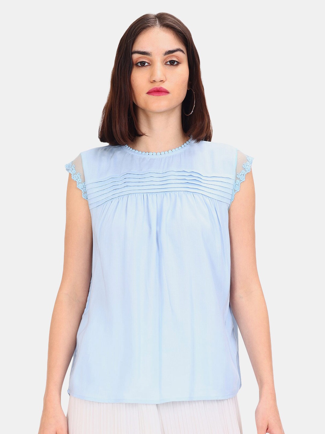

Cherokee Blue Solid Pleated Blouson Top