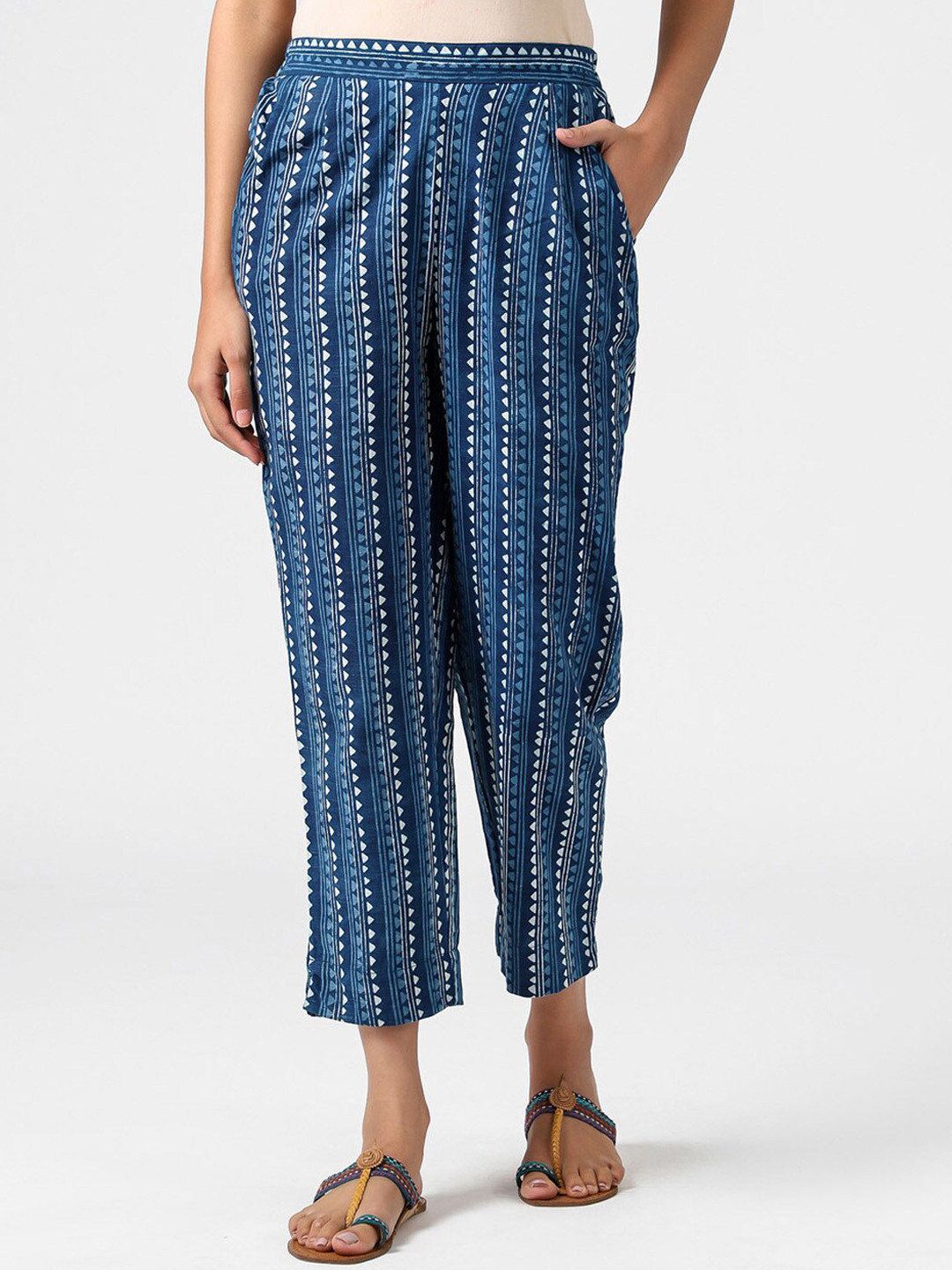 

Fabindia Women Blue Printed Tapered Trousers