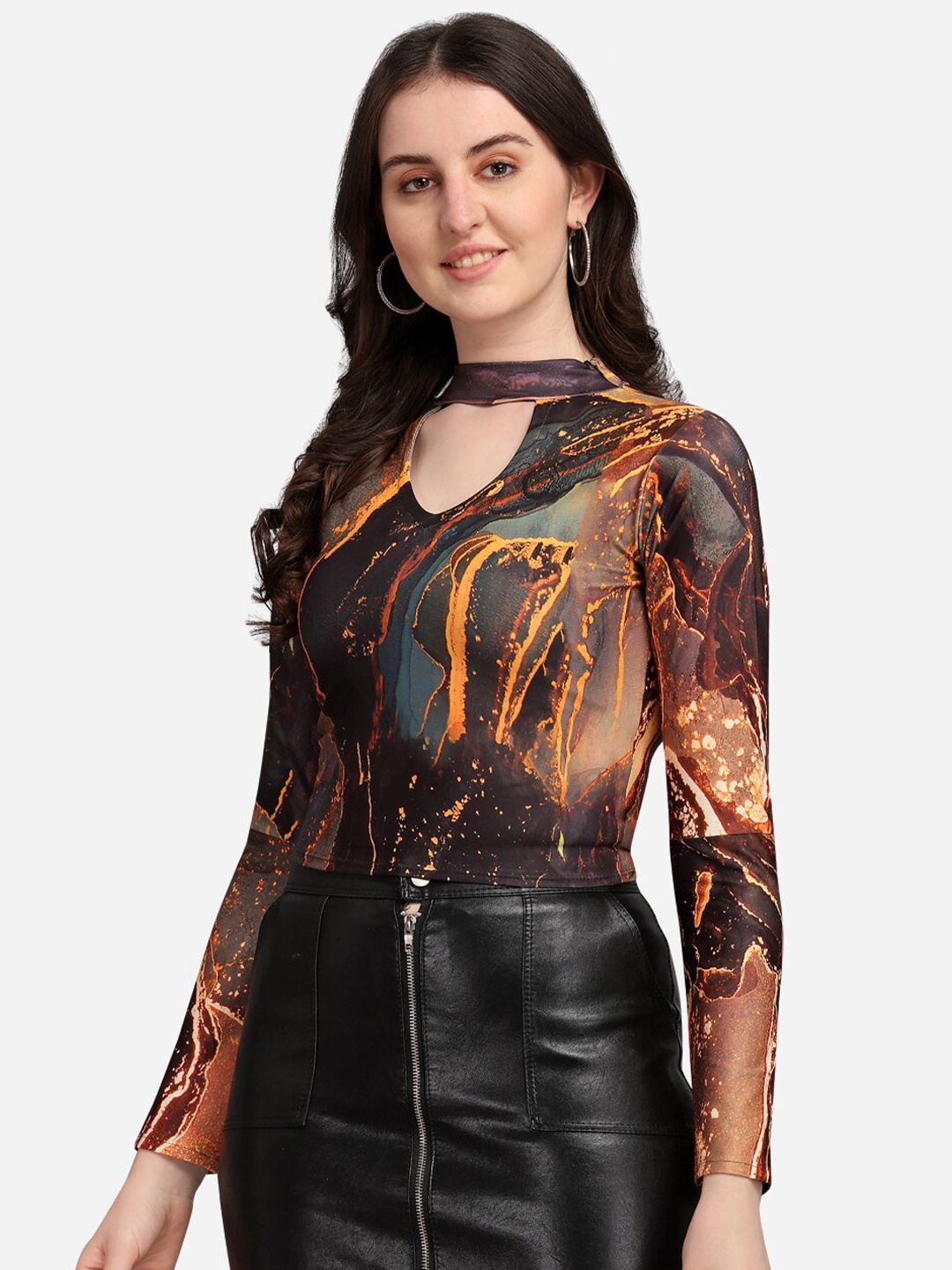 

PURVAJA Brown & Orange Abstract Printed Fitted Crop Top