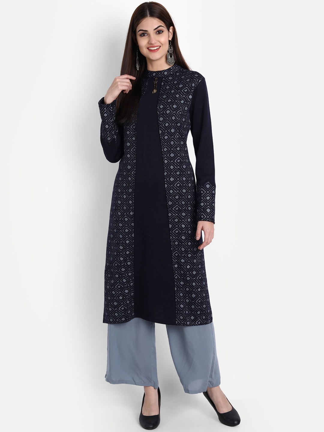 

SUTI Women Black Geometric Printed Kurta