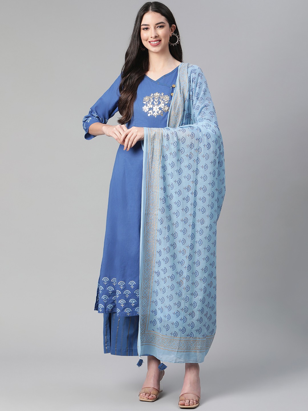 

Sakhi Jaipur Women Blue Floral Printed Gotta Patti Pure Cotton Kurta with Trousers & With Dupatta