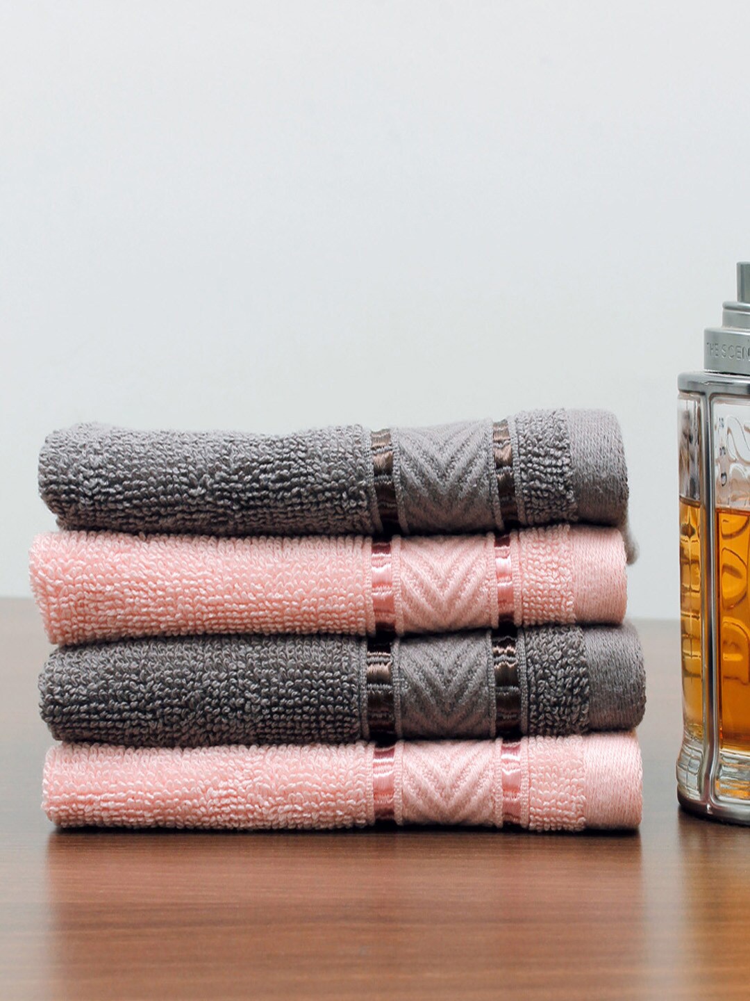 

AVI Living Set Of 4 Brown & Pink Solid Pure Cotton Herringbone 550 GSM Face Towels