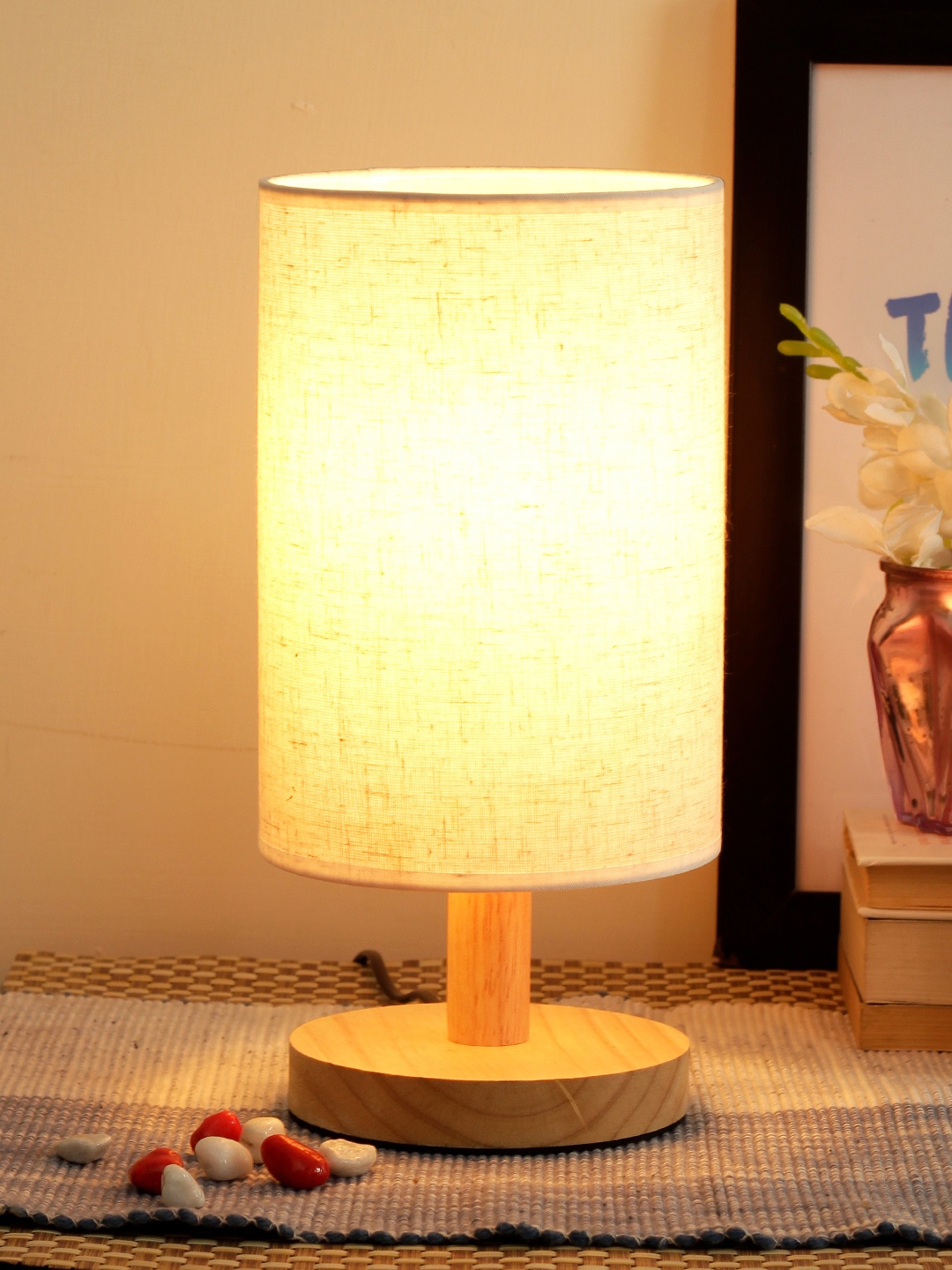 

TIED RIBBONS Camel Brown & Beige Contemporary Table Lamp with Shade