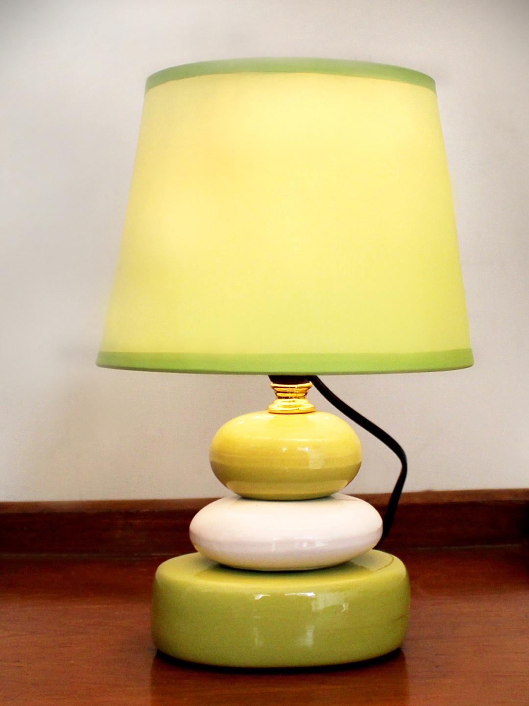 

TIED RIBBONS Green Table Top Table Lamp with Shade