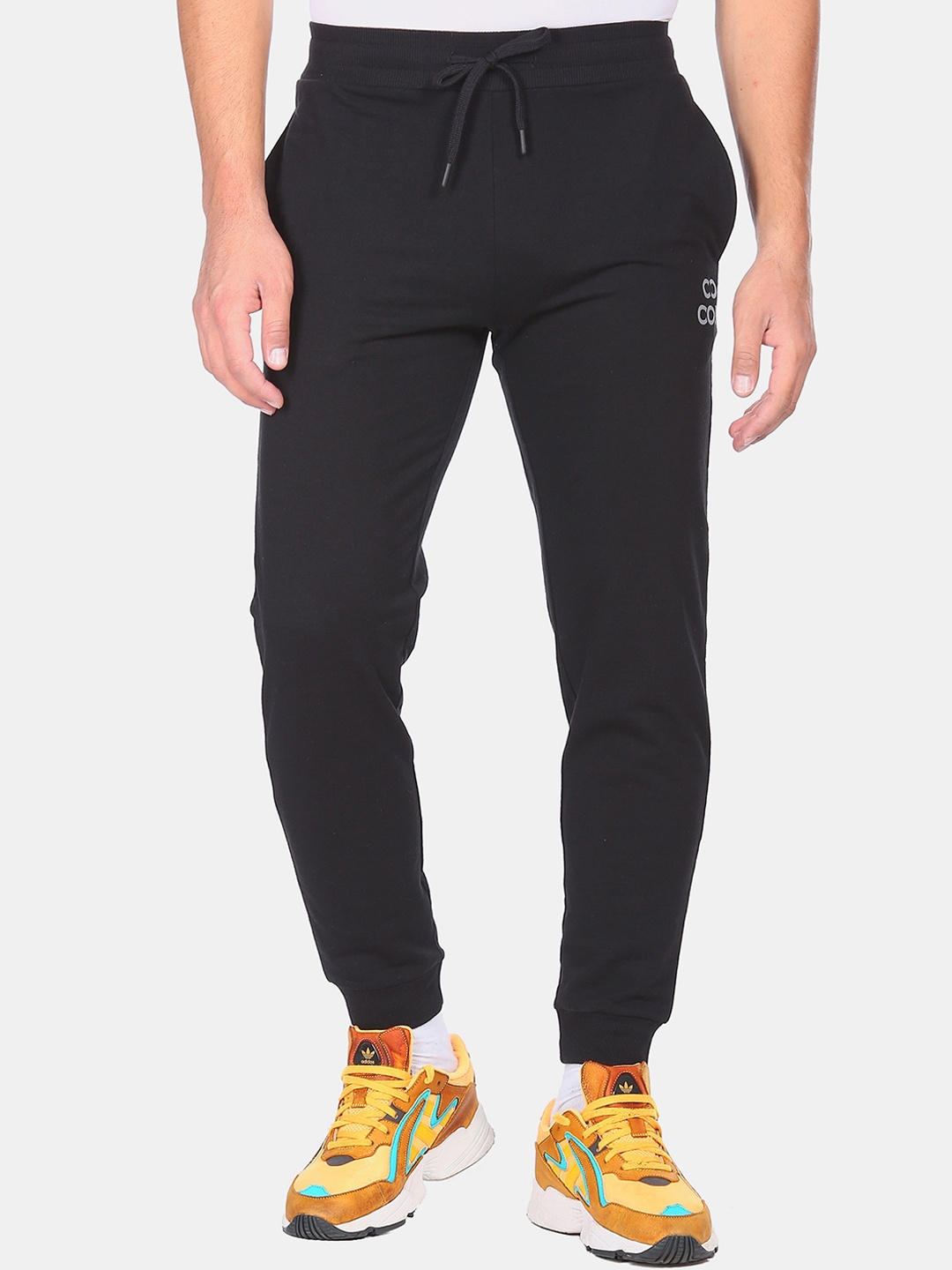 

Colt Men Black Solid Joggers