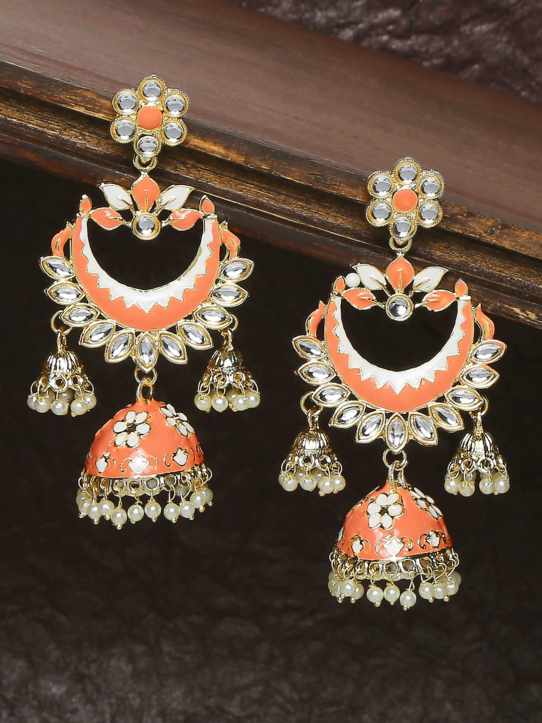 

OOMPH Peach-Coloured & White Kundan Classic Jhumkas Earrings