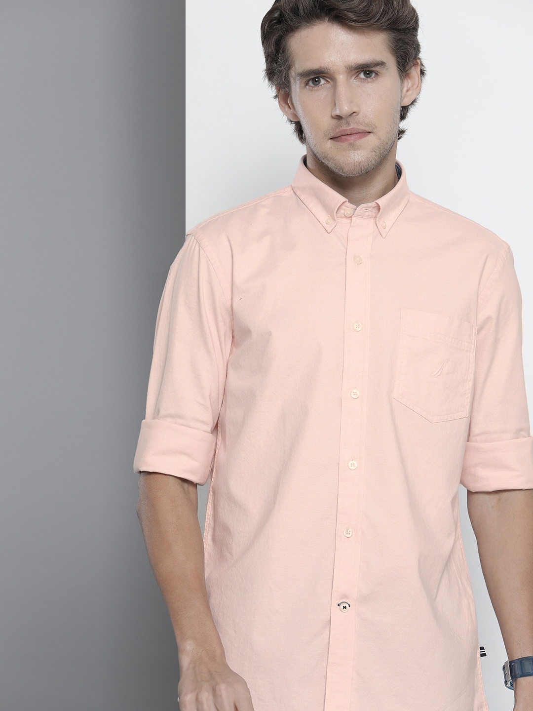 

Nautica Men Pink & White Solid Oxford Knit Slim Fit Casual Shirt