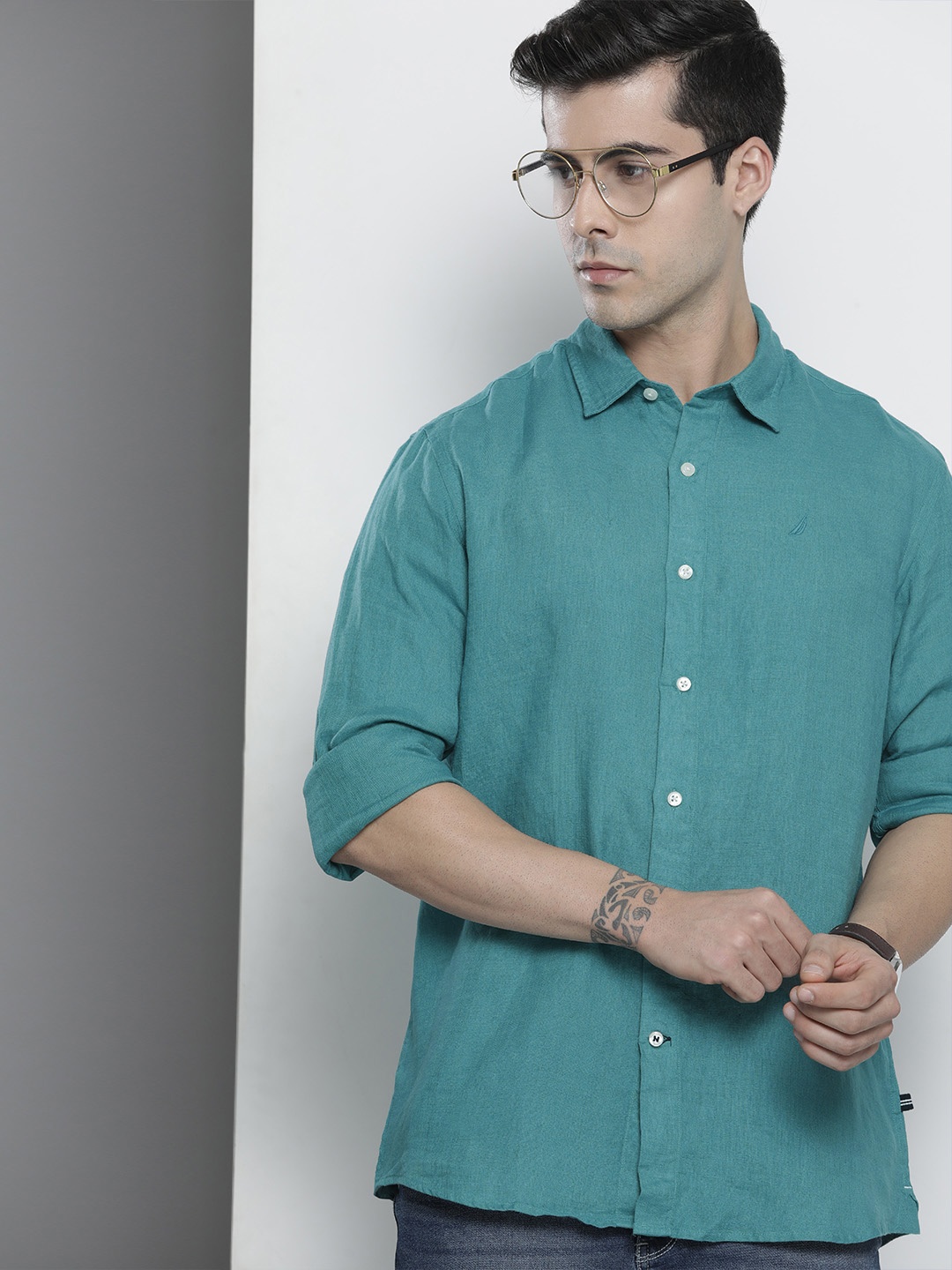 

Nautica Men Teal Green Solid Classic Fit Linen Casual Shirt