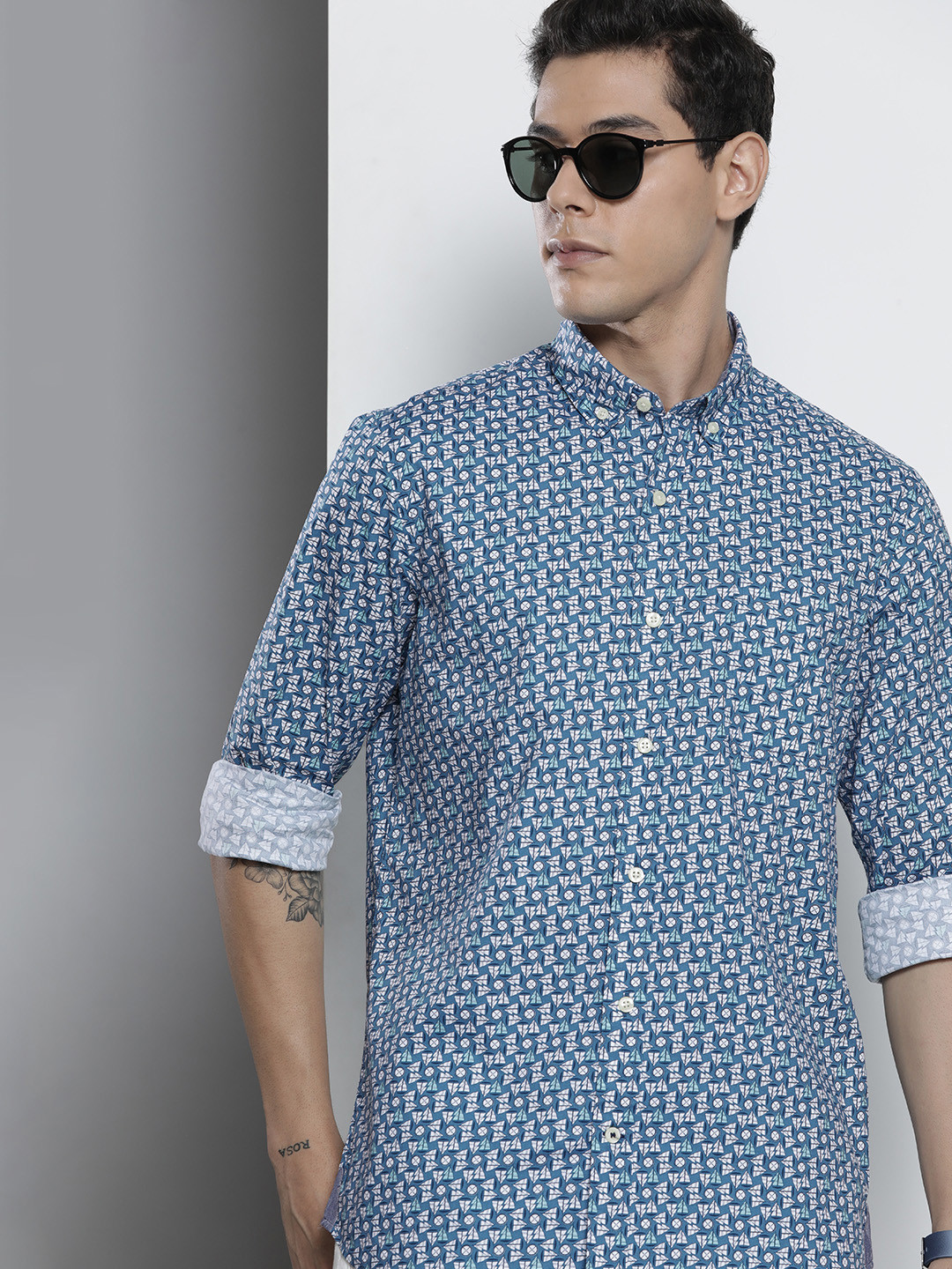 

Nautica Men Blue & White Classic Fit Printed Casual Shirt