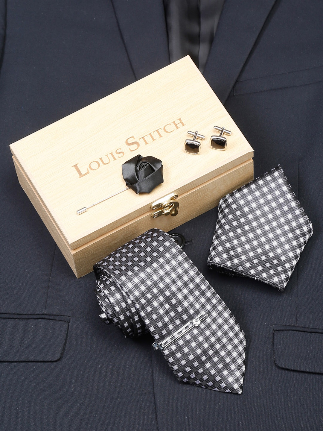 

LOUIS STITCH Men Checkerd Black Italian Silk Necktie Accessory Gift Set