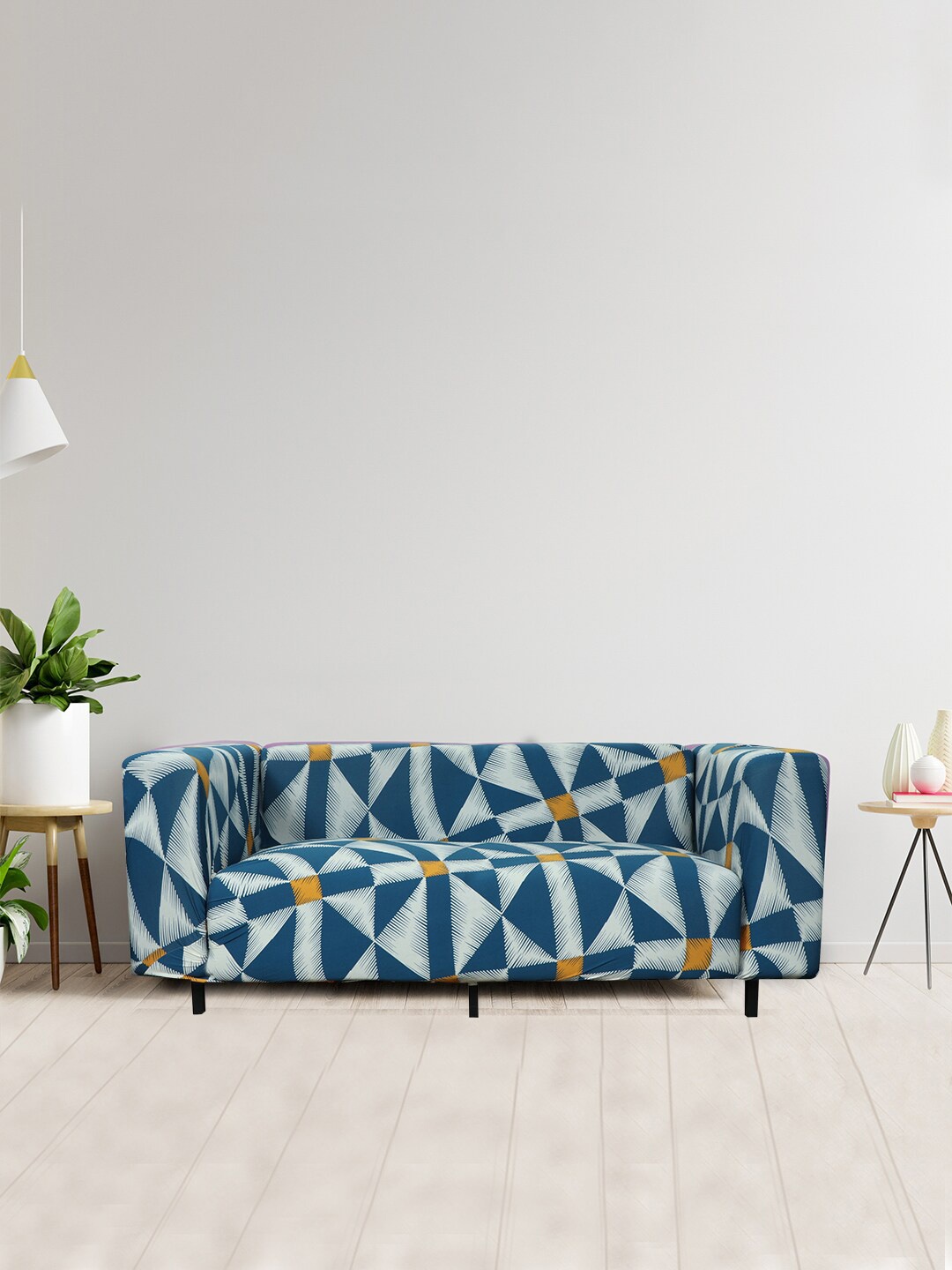 

HOUSE OF QUIRK Blue & Green Geometric 2-Seater Stretchable Non-Slip Sofa Cover