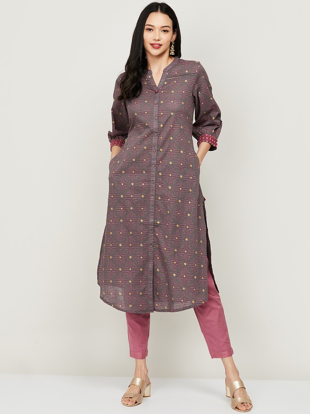 

Melange by Lifestyle Women Grey Geometric Printed Cotton Kurta