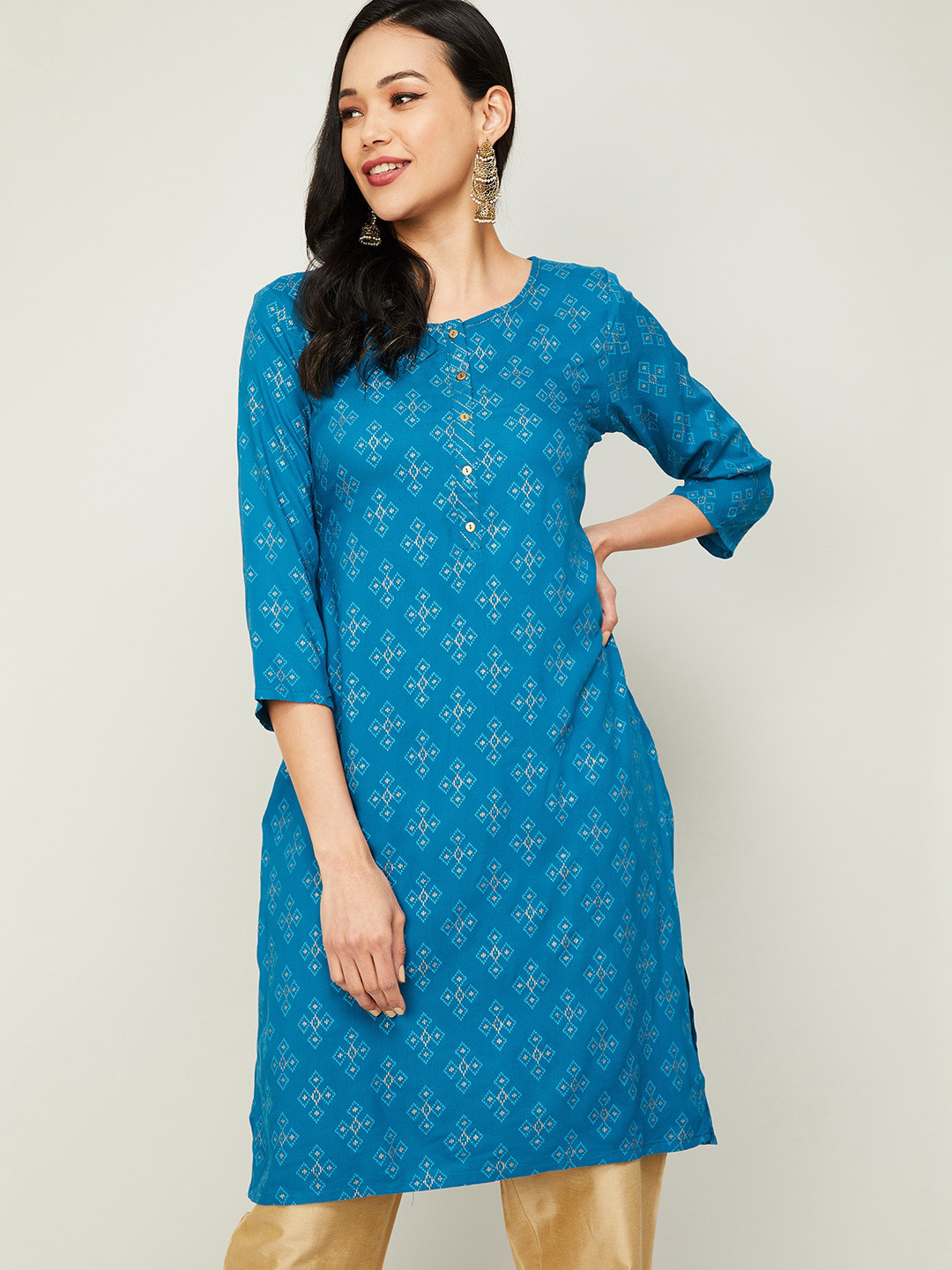 

Melange by Lifestyle Women Blue & Off White Ethnic Motifs Printed Kurta