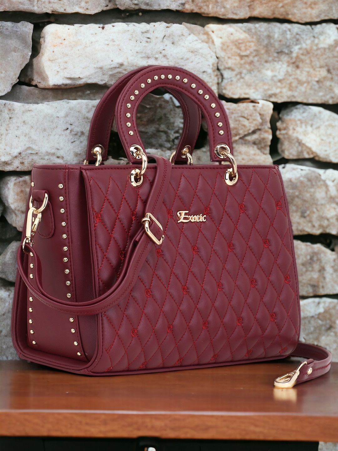 

Exotic Maroon PU Shopper Handheld Bag with Quilted