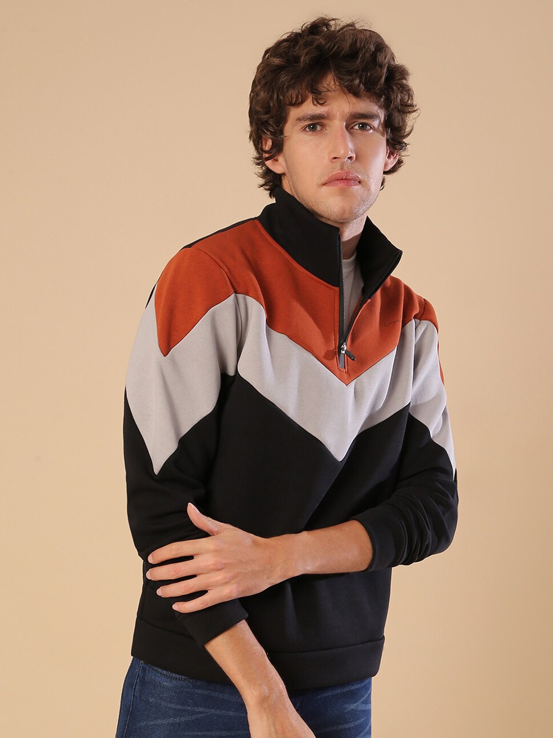 

Campus Sutra Men Colourblocked Hooded Sweatshirt, Multi