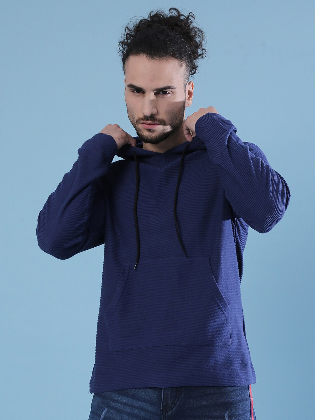 

Campus Sutra Men Navy Blue Hooded Sweatshirt