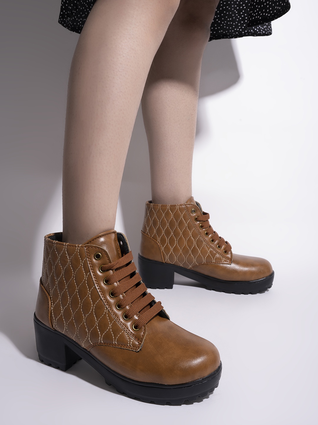 

Shoetopia Tan Brown High-Top Platform Heeled Boots