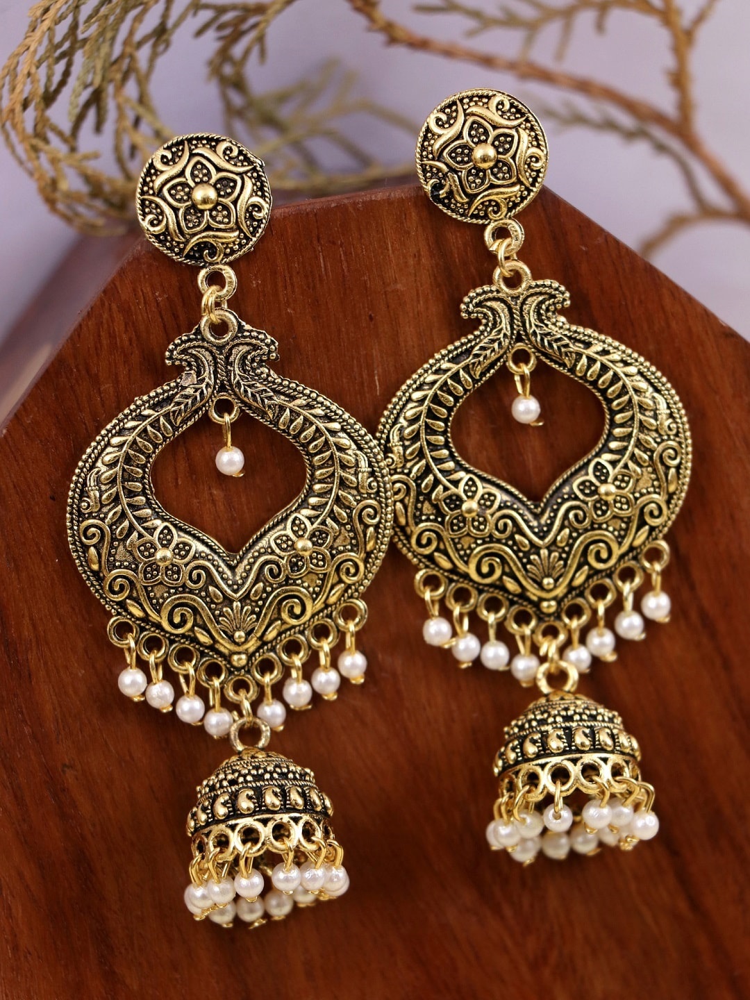 

Crunchy Fashion Woman White antique Jhumkas Earrings