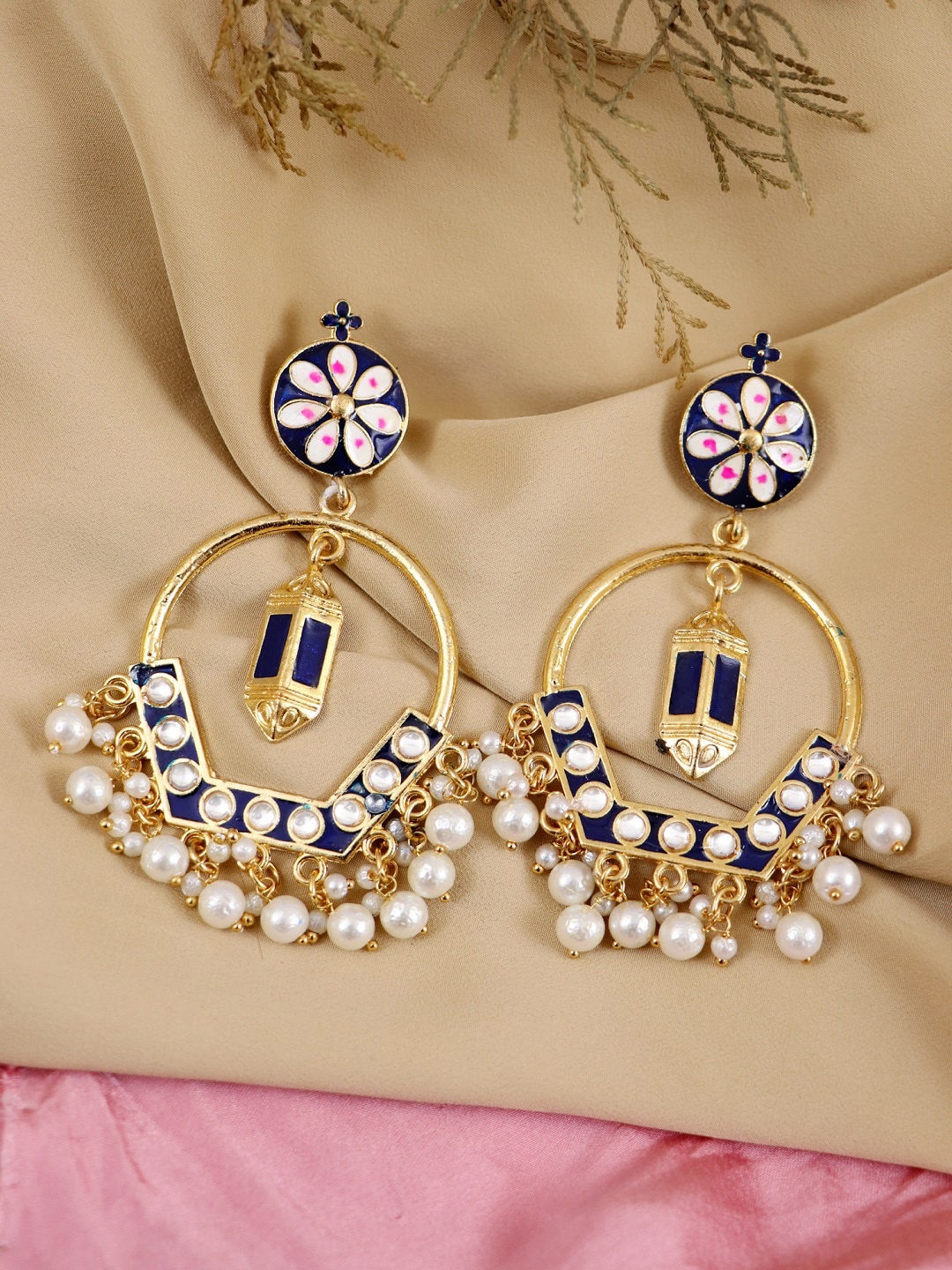 

Crunchy Fashion Blue & Gold-Toned Floral Drop Earrings
