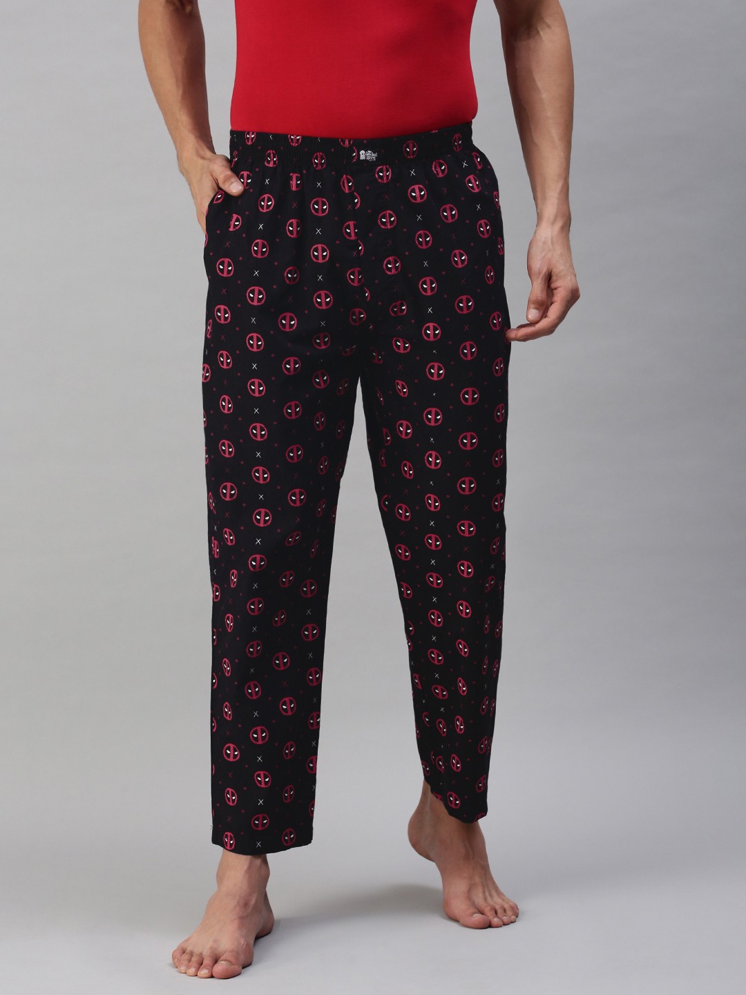 

The Souled Store Men Black & Red Cotton Deadpool Mask Printed Lounge Pants