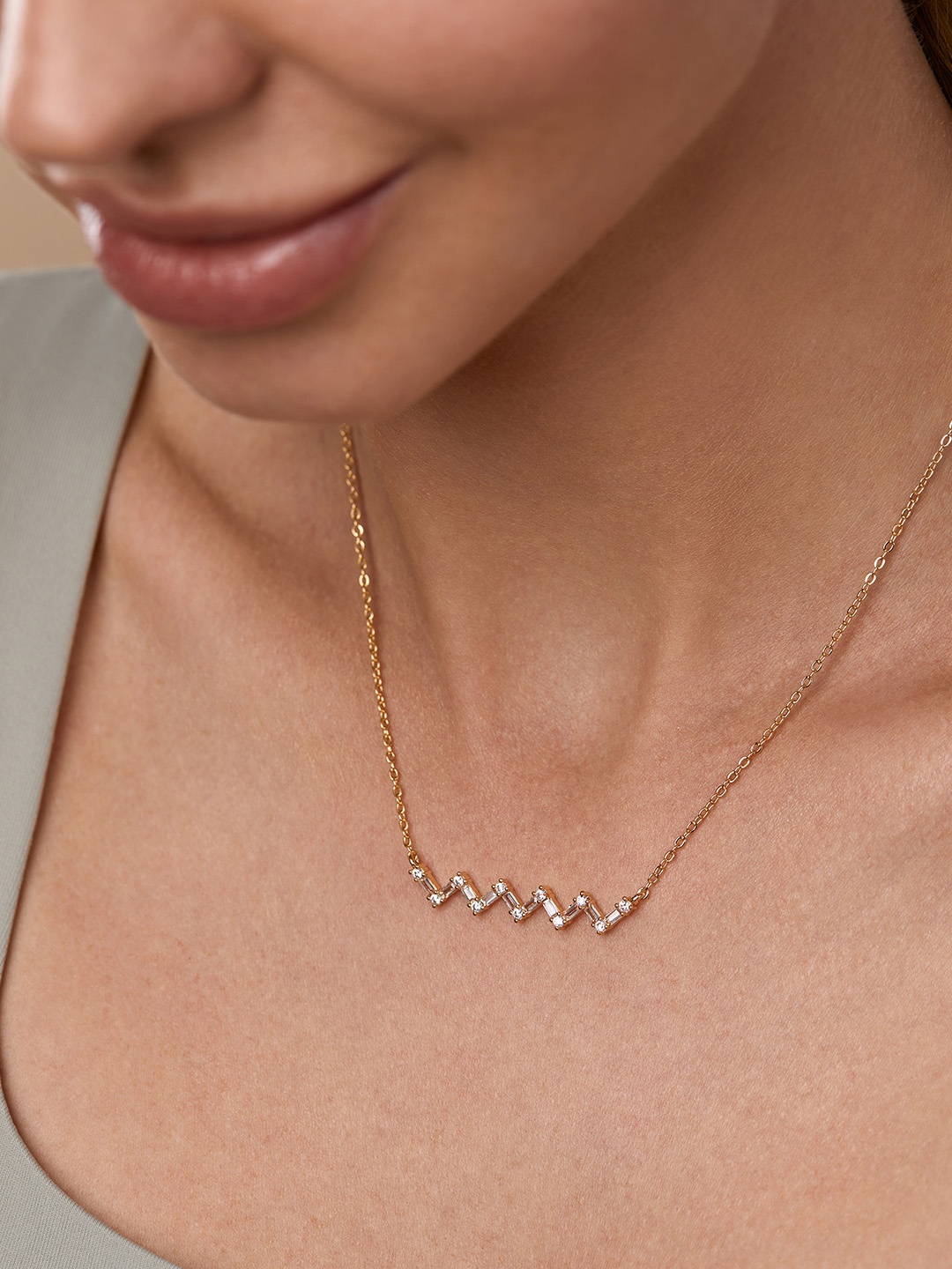 

MINUTIAE Gold-Toned Brass Gold-Plated Zigzag Chain Necklace