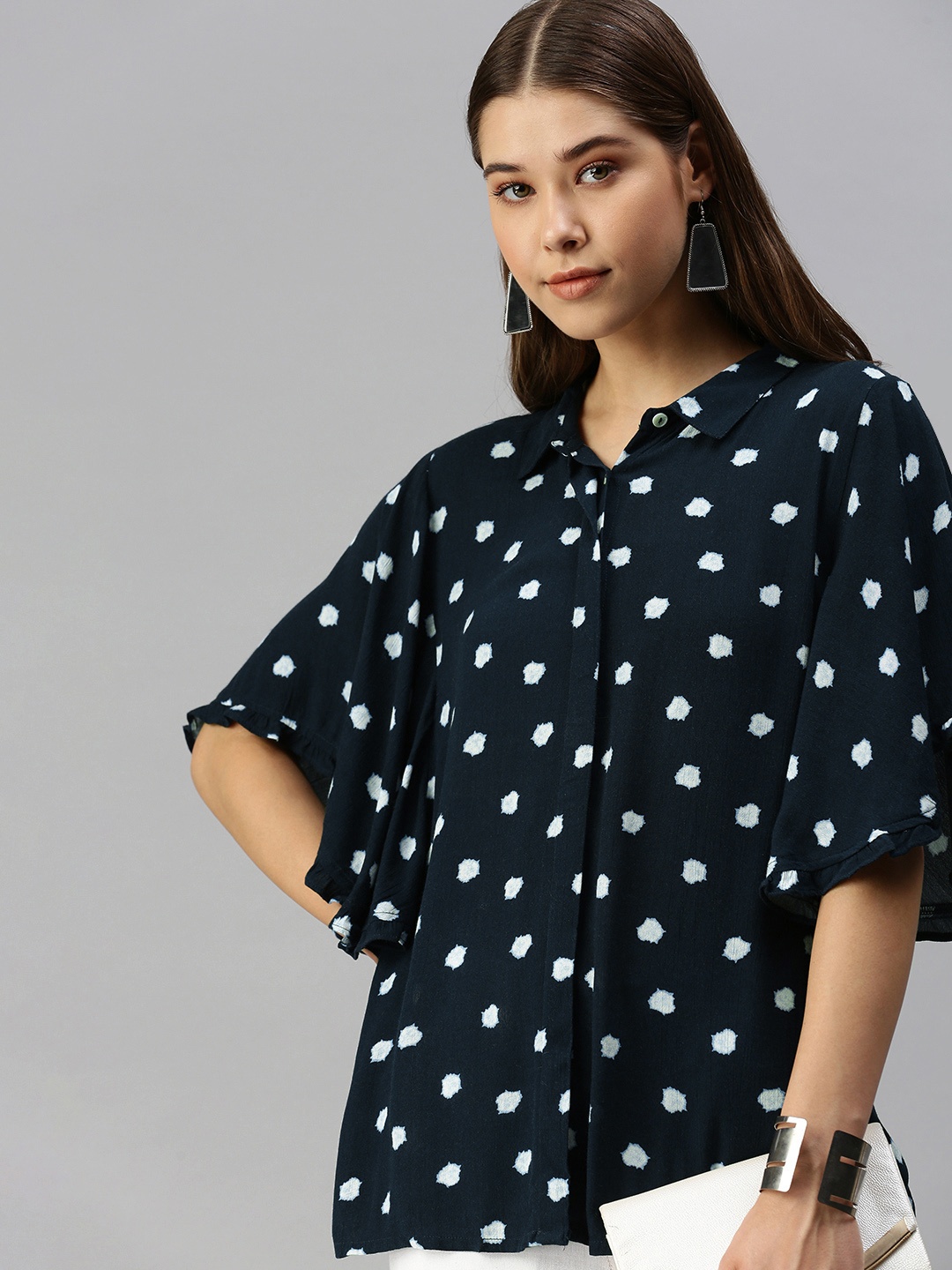 

Global Desi Women Blue & White Printed Top