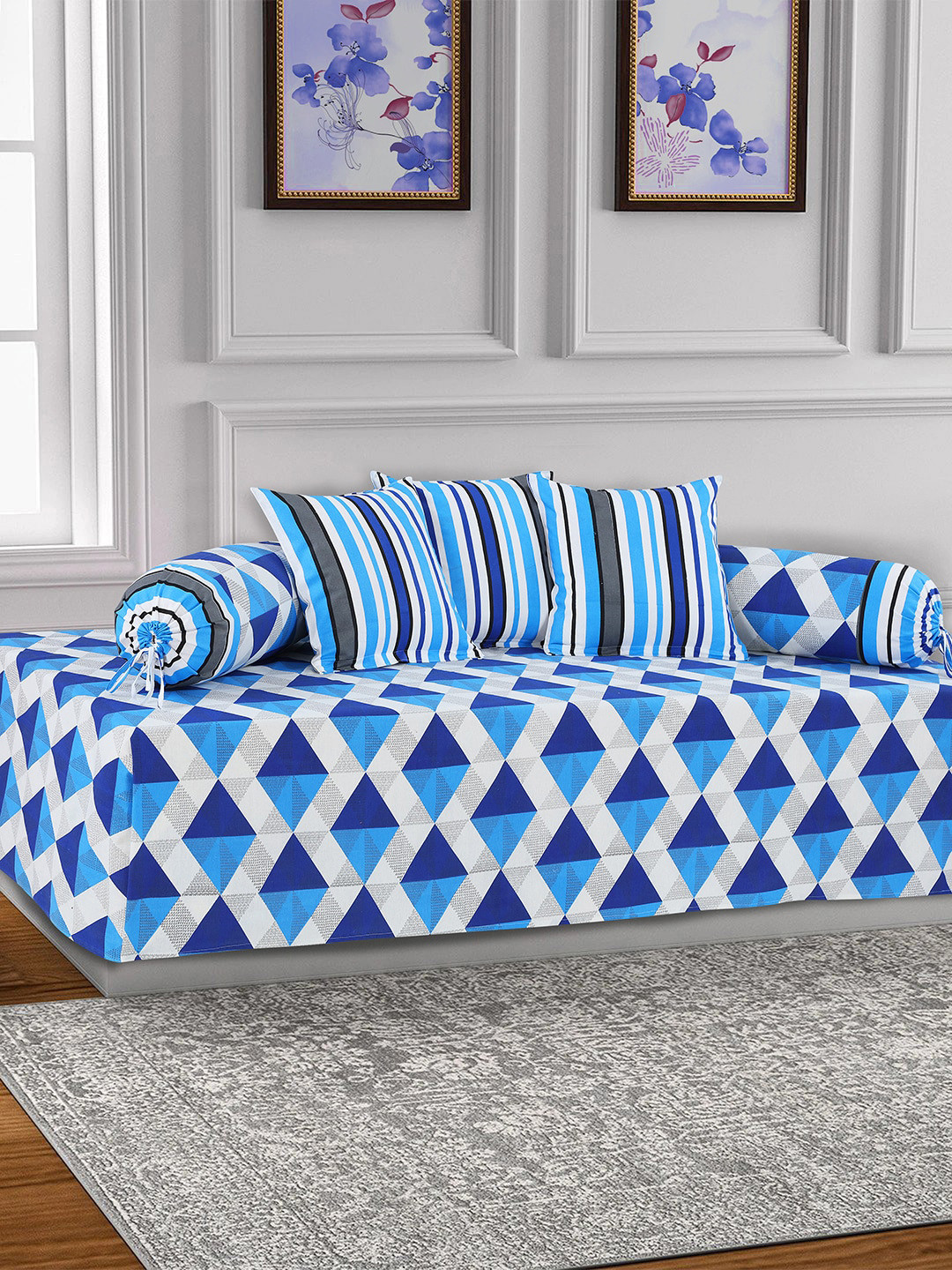 

Salona Bichona Set Of 6 White & Blue Cotton 120 TC Cotton Diwan Set