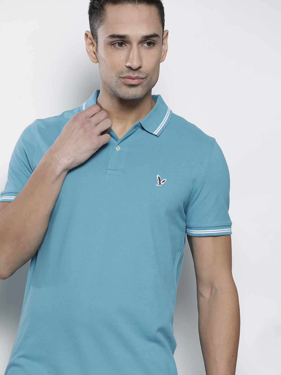 

AMERICAN EAGLE OUTFITTERS Men Blue Solid Polo Collar T-shirt