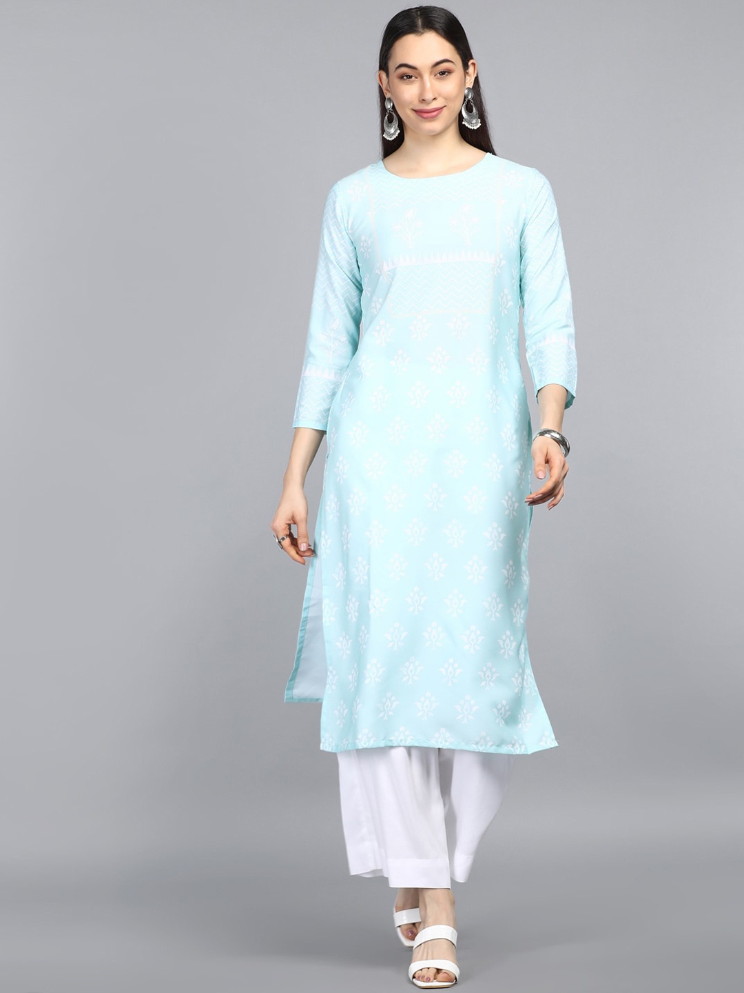 

AHIKA Women Turquoise Blue Floral Printed Floral Kurta