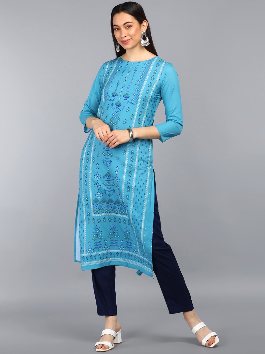 

AHIKA Women Blue Geometric Printed Kurta