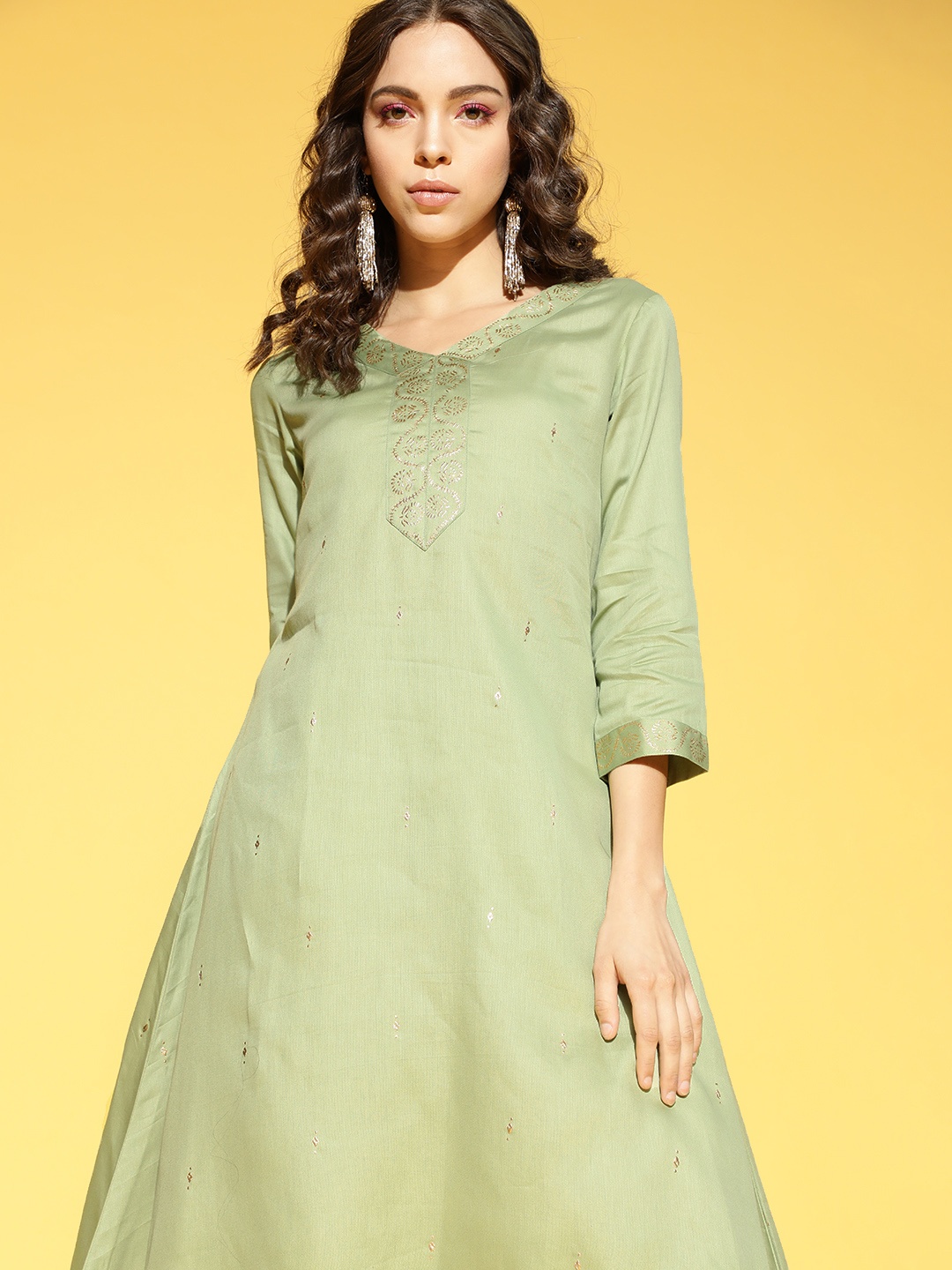 

AHIKA Women Green Solid Kurta with Dhoti Pants