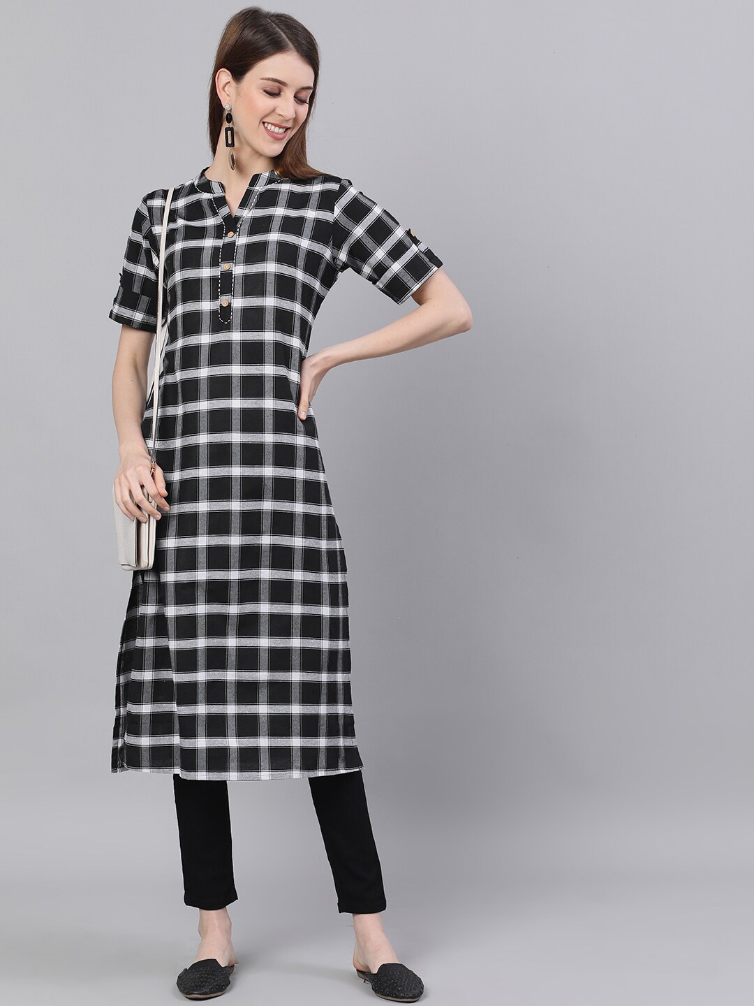 

antaran Women Black & White Checked Pathani Kurta