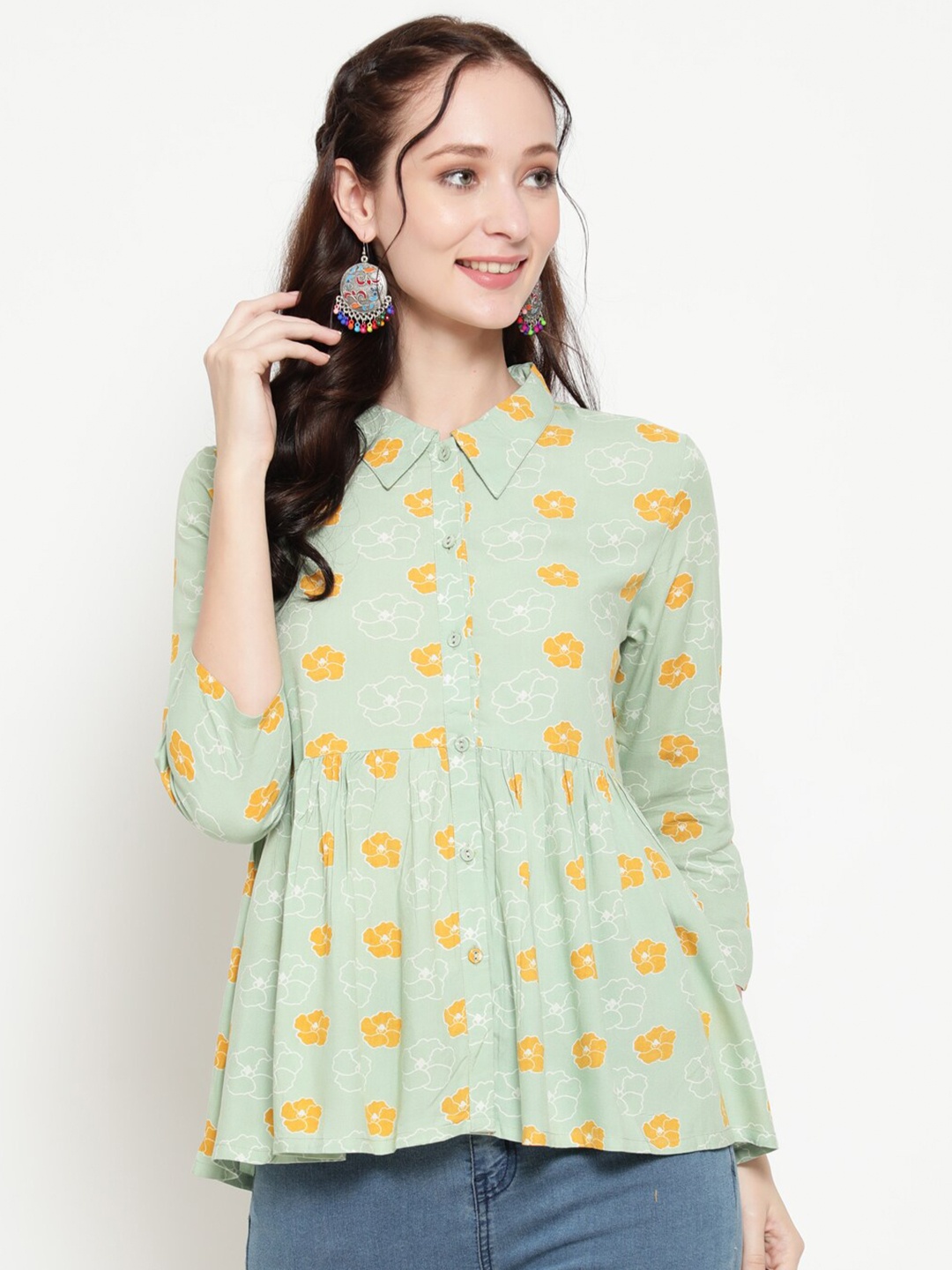 

antaran Green & Yellow Viscose Rayon Shirt Collar Printed Tunic