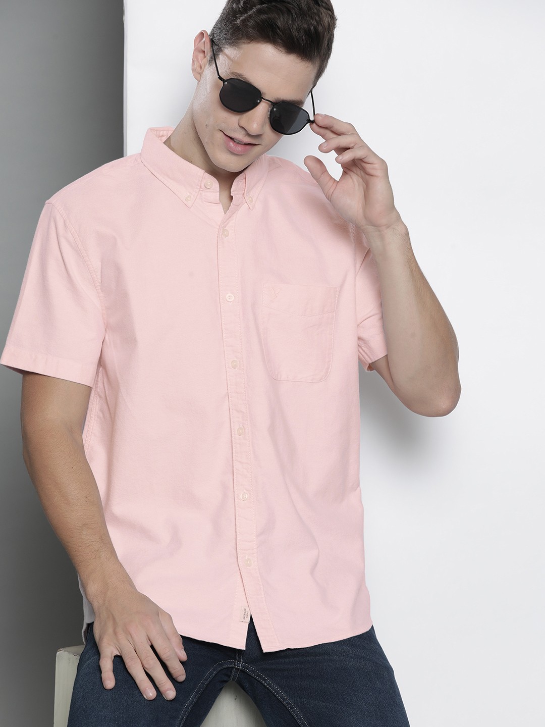 

AMERICAN EAGLE OUTFITTERS Men Pink Solid Classic Fit Pure Cotton Casual Shirt